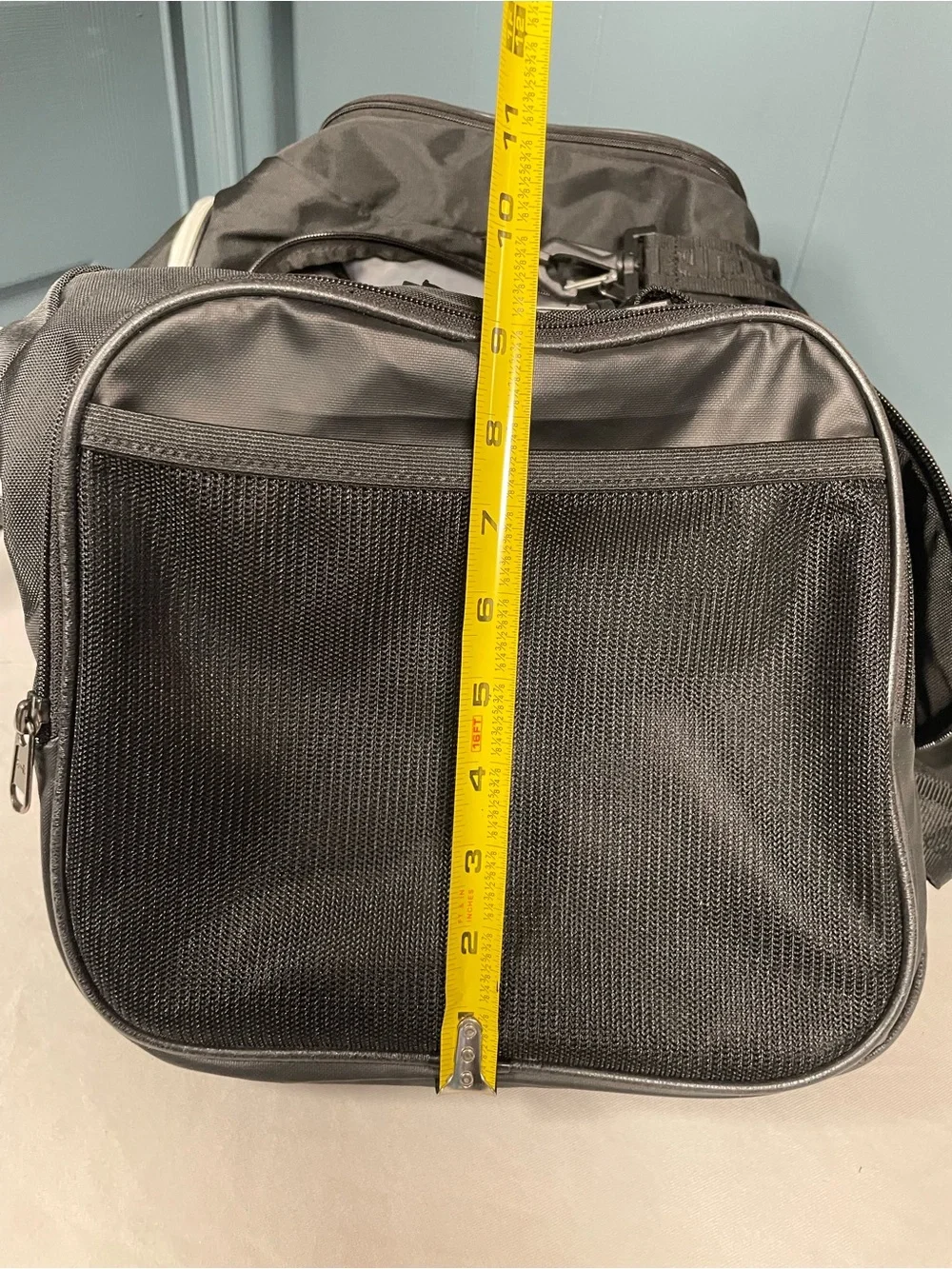 Under Armour Undeniable Medium 55L Duffle Bag Zip, Padded Strap, 3 Pocket